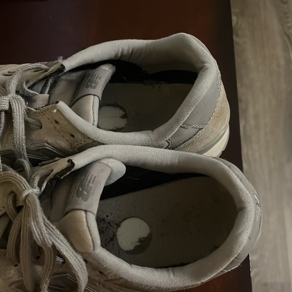 Buy 1 get 1 half off sale**Women’s New Balance 696 Shoes - Picture 2 of 6